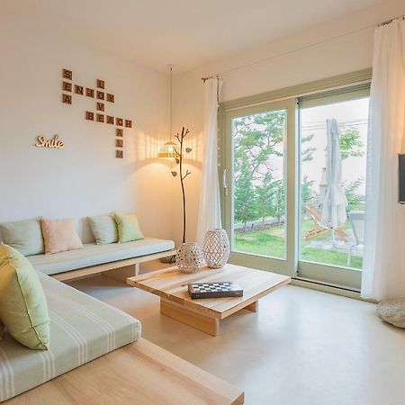Sea And Sun Luxury Pools' Villas Khorevtón Ngoại thất bức ảnh